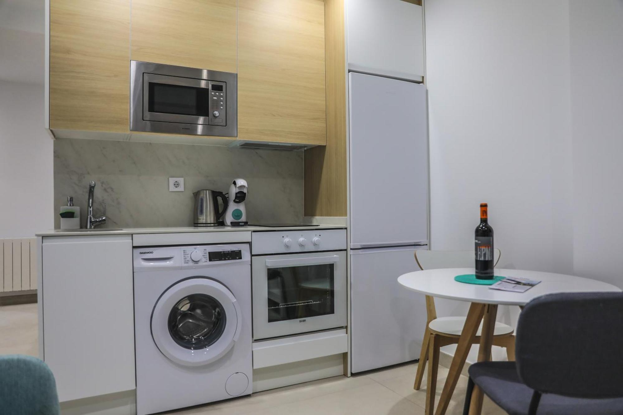 Apartamentos Sudestada Logrono Luaran gambar