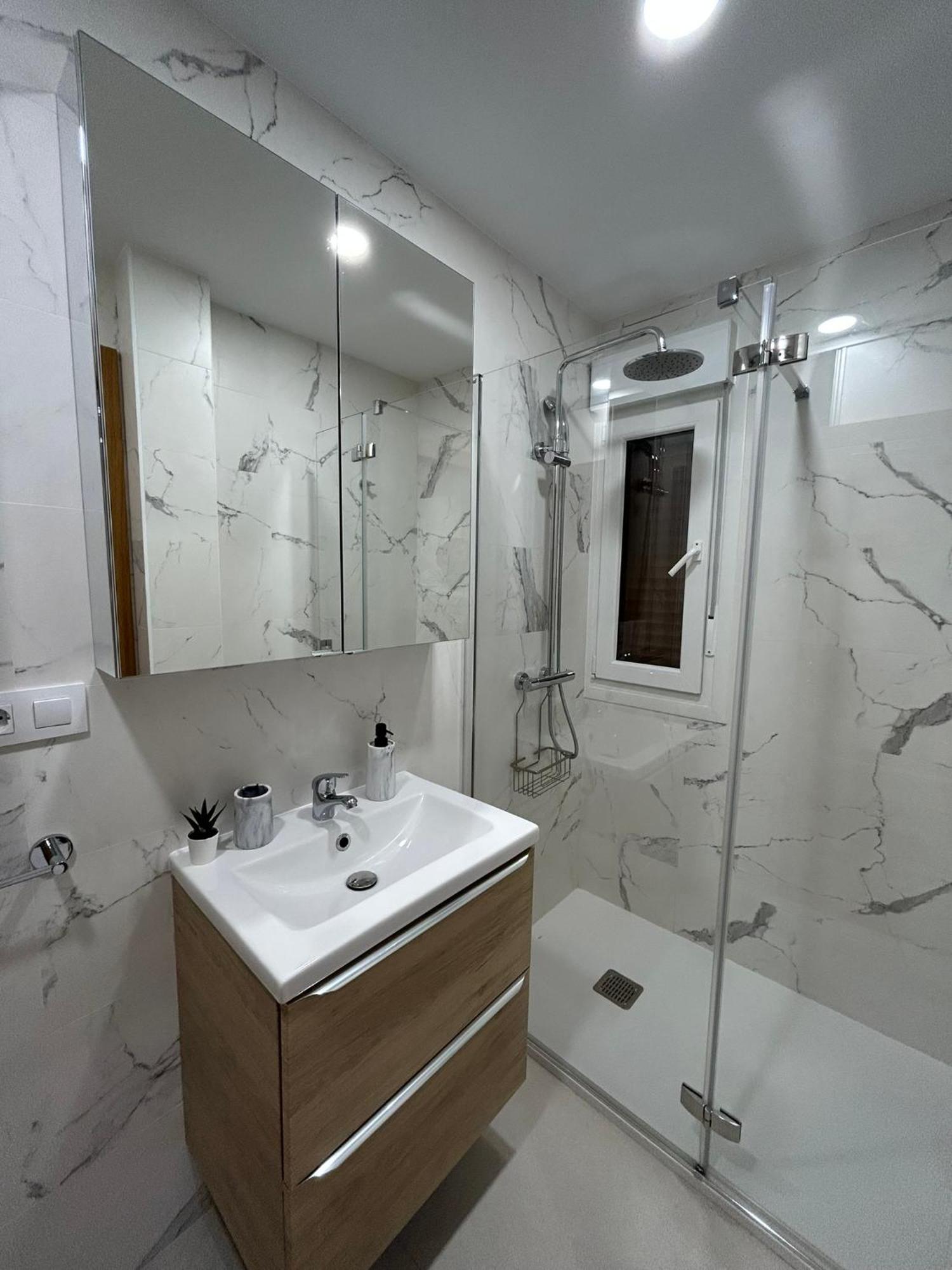 Apartamentos Sudestada Logrono Luaran gambar